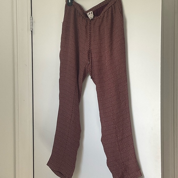 Haute Hippie Pants - Haute Hippie Burgundy Patterned Pants size small 100% silk